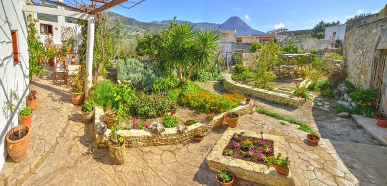 度假居 Picturesque Traditional Stone House Platanos (Chania)